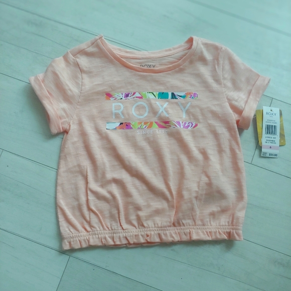 ROXY NEW Short Sleeve Top & Floral French Terry Shorts - Picture 2 of 12